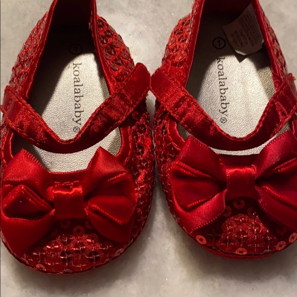 Infant girl size 1 shoes